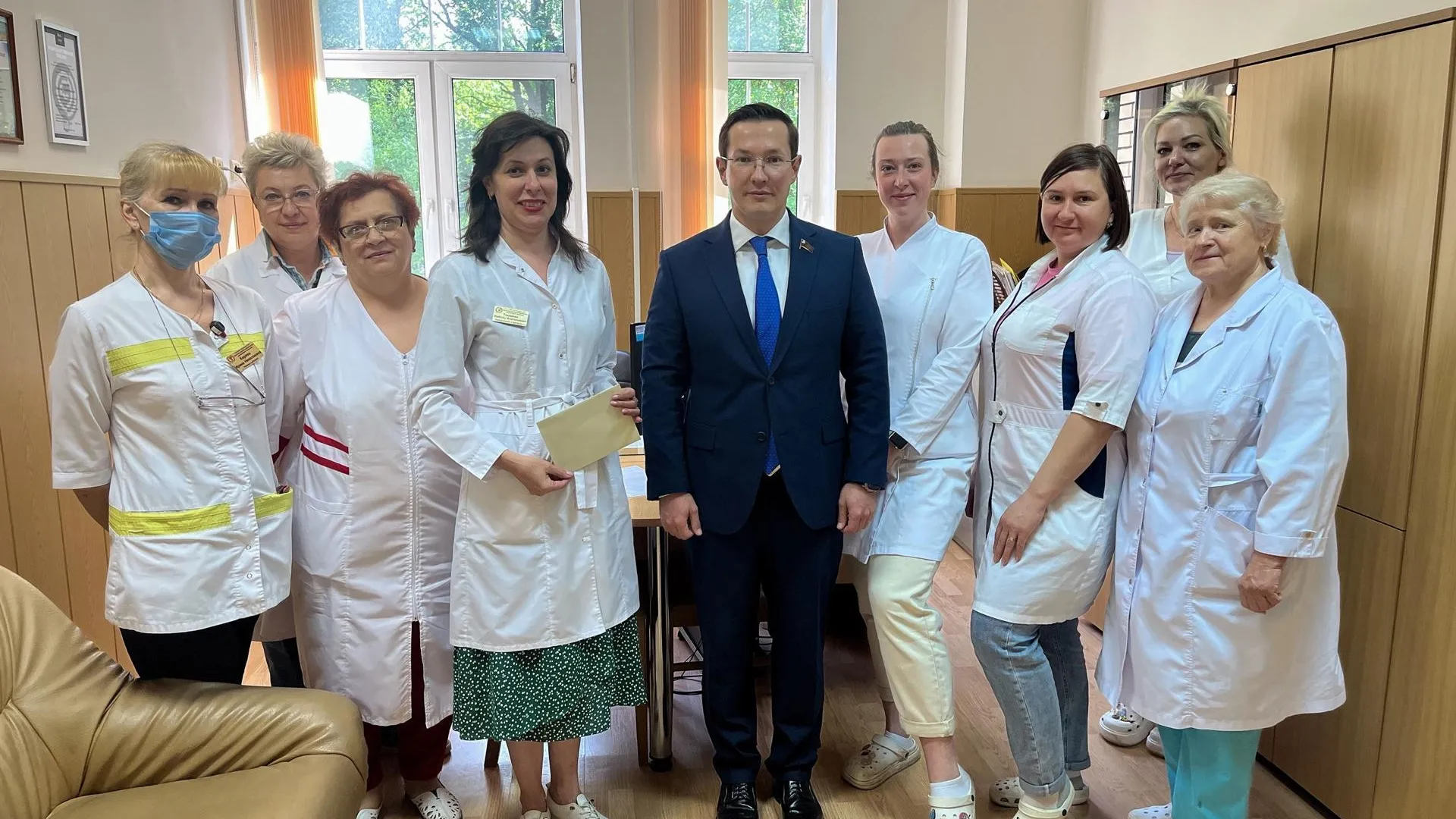 Туберкулезному отделению Ногинской больницы помогут отремонтировать крыльцо