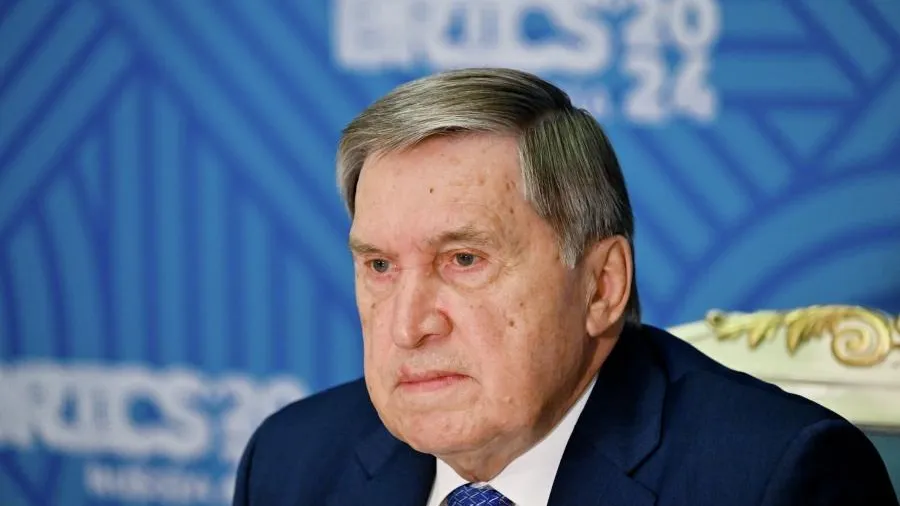Помощник президента РФ Ушаков выступил против принятия множества стран в БРИКС