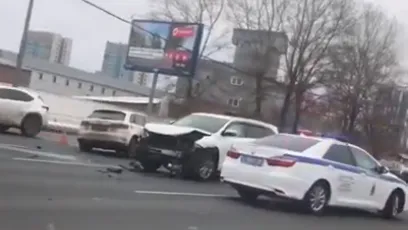 Видео массового ДТП на Кутузовском проспекте в Москве