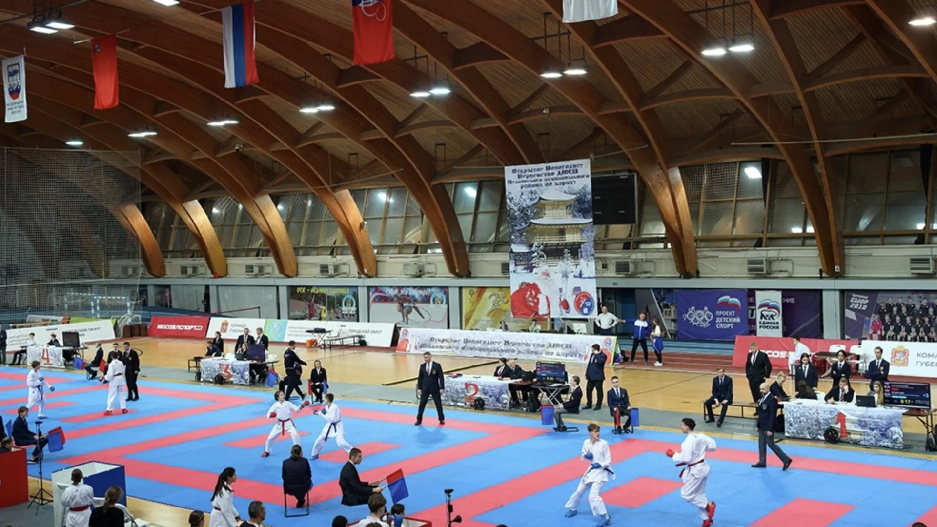 Более 500 участников собрал межрегиональный турнир по каратэ в Щелкове