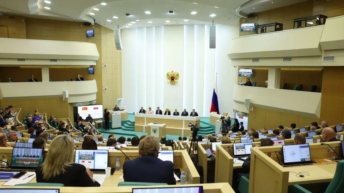 Игорь Брынцалов поздравил Владимира Якушева с избранием первым зампредом СФ РФ