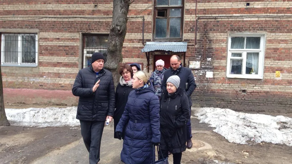 Депутат Мособлдумы проинспектировал снос ветхого жилья в Балашихе