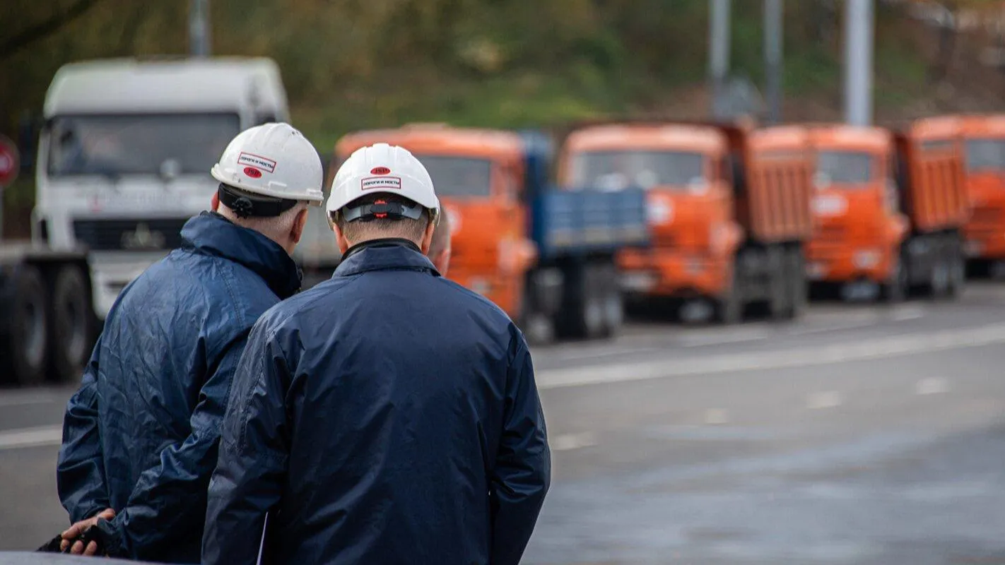 Началось бетонирование плиты путепровода Северного обхода Лобни