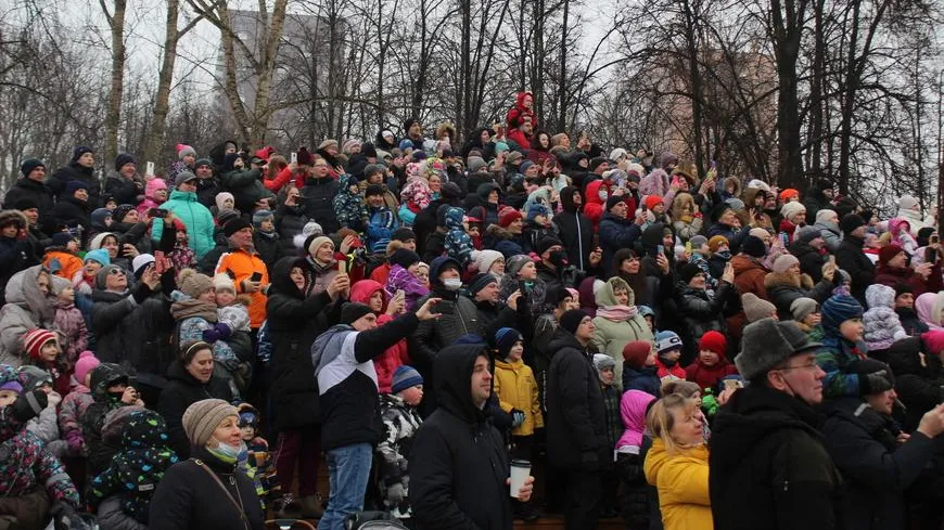 Около 10 тыс человек посетили масленичные гулянья в Центральном парке Люберец