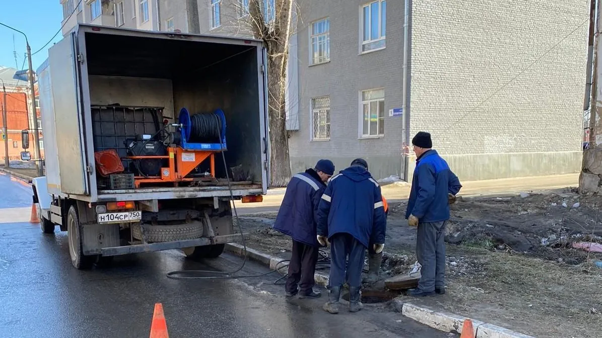 Последствия канализационной аварии устранили в девятиэтажке Щелкова