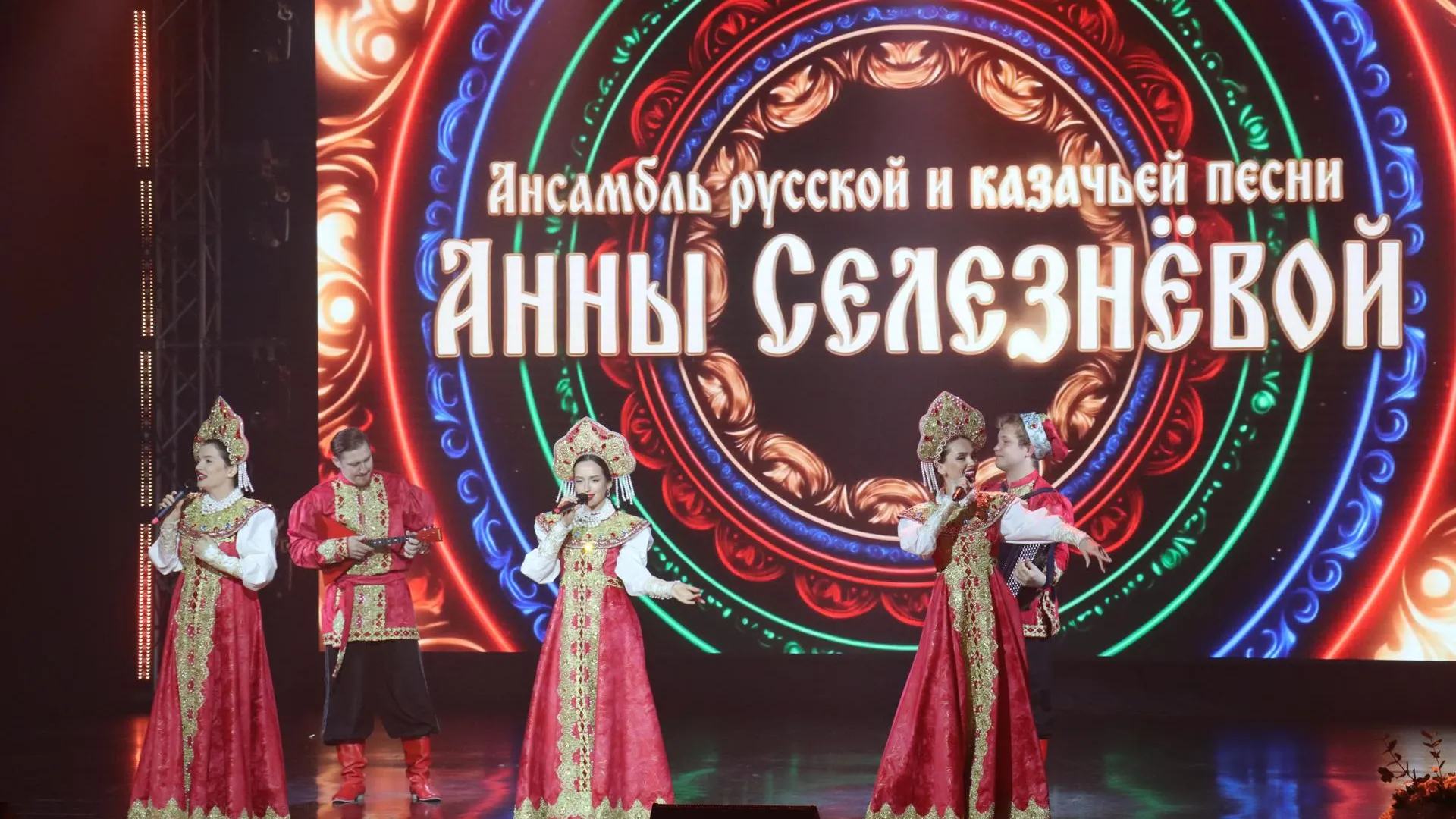 В Ступине отметили День металлурга и 90-летие СМК