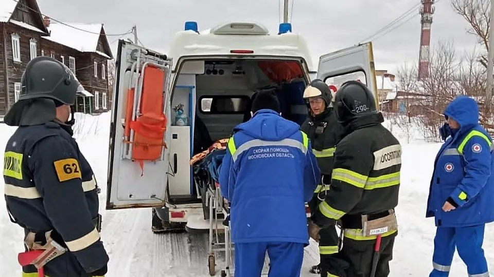 В Шатуре пожарные освободили из запертой квартиры мужчину, который звал на помощь