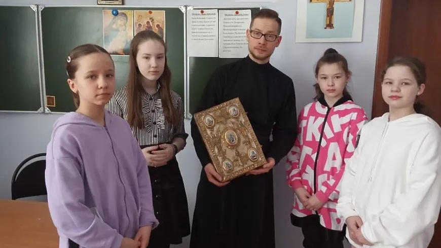 В Подольске детям показали старинные богослужебные книги