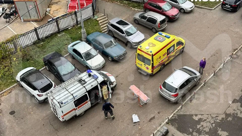 Лифт с пассажиром сорвался с 12 этажа дома на юго-западе столицы