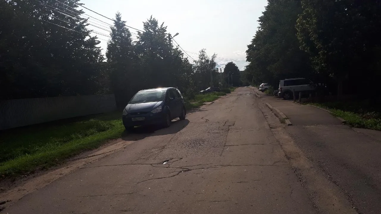 Дорогу в деревне Сергеевка в Подольске планируют отремонтировать и расширить