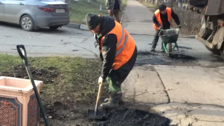 Тротуар отремонтировали в Подольске по просьбе жительницы