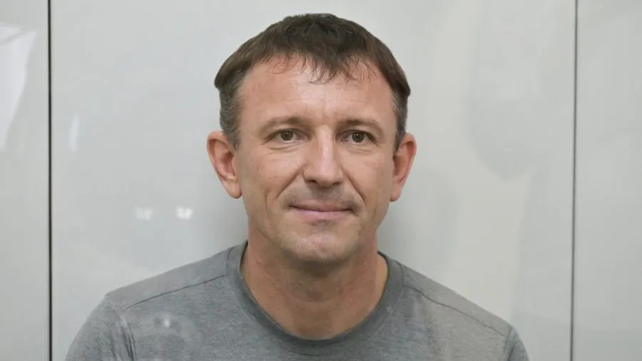 Обвиняемый в мошенничестве генерал Попов готов вернуться в зону СВО
