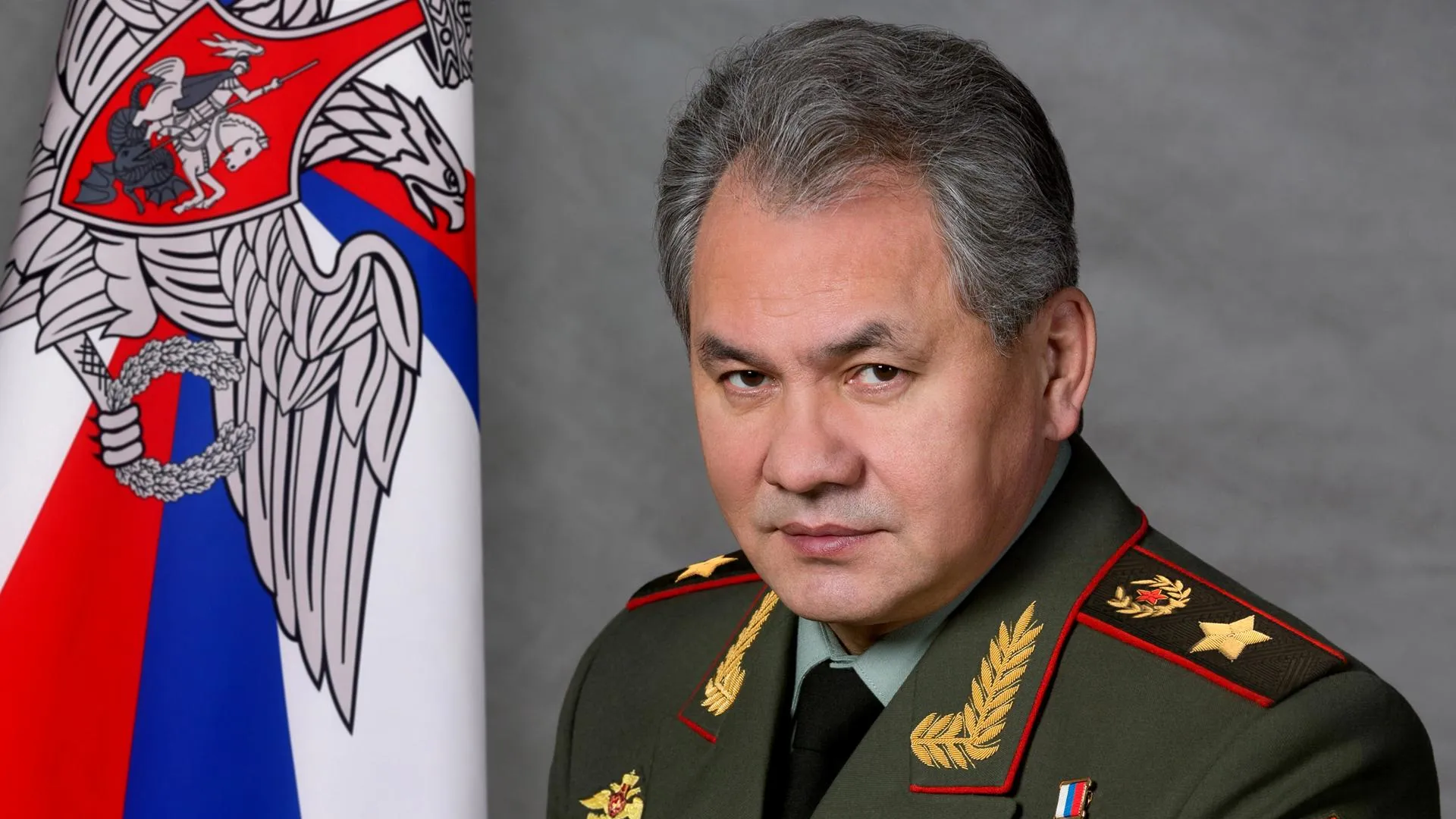 Шойгу проверил выполнение гособоронзаказа на предприятии ОПК в Подмосковье