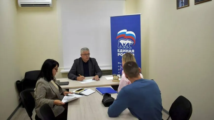 Депутат Мособлдумы Ефимов ответил на вопросы жителей Балашихи по мобилизации