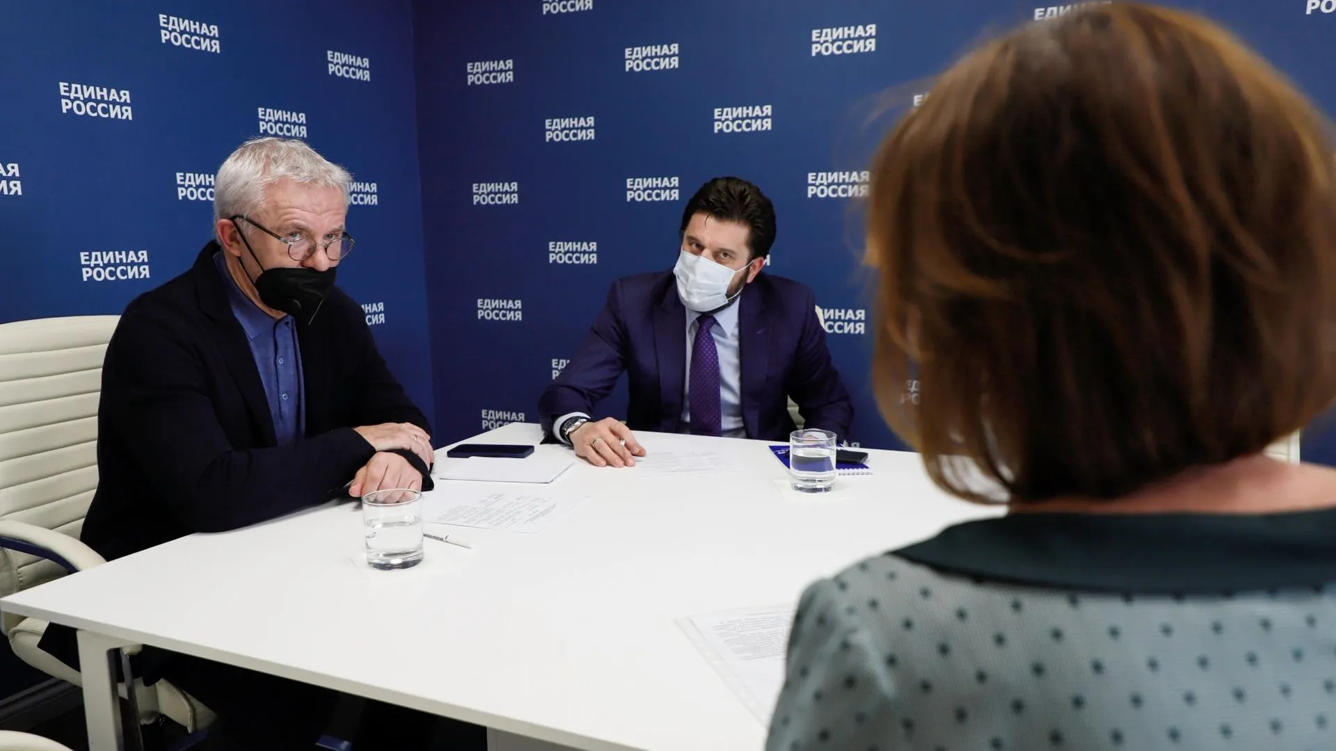Депутат Госдумы Фетисов провел прием жителей в Домодедове