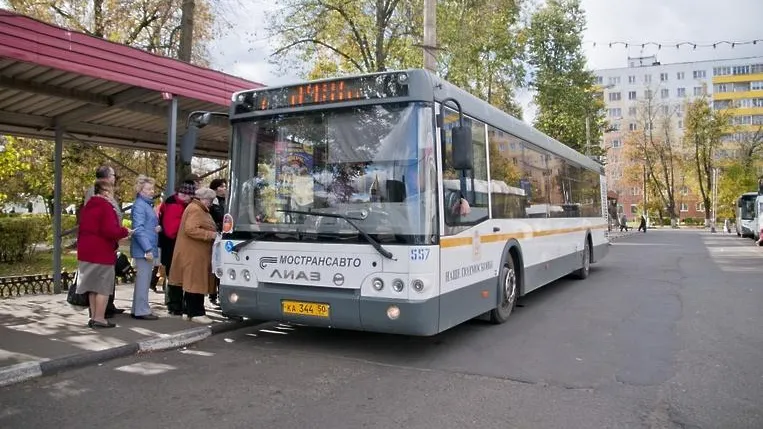 Более 140 автобусных павильонов появятся в Королеве до конца 2018 года