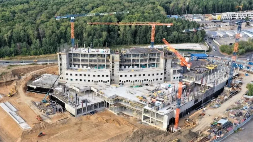 Строительная готовность детской больницы в Красногорске составляет 20%