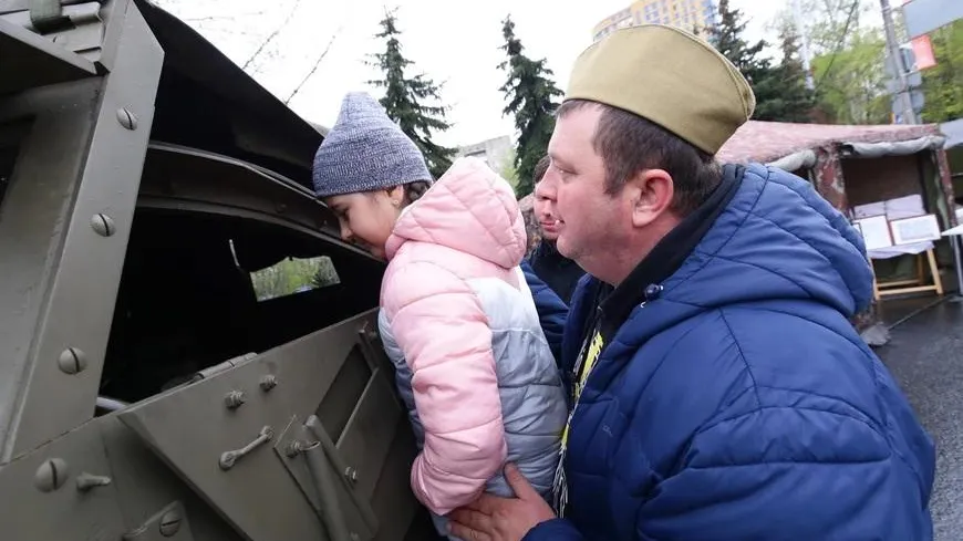 Выставку военной техники и концерт провели в Балашихе ко Дню воссоединения Крыма с РФ
