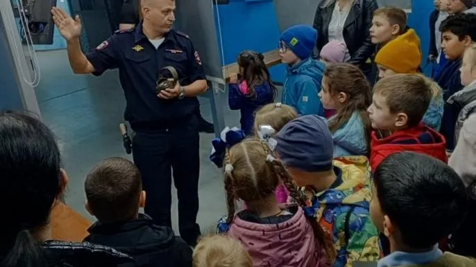Полицейские провели День открытых дверей для школьников Балашихи