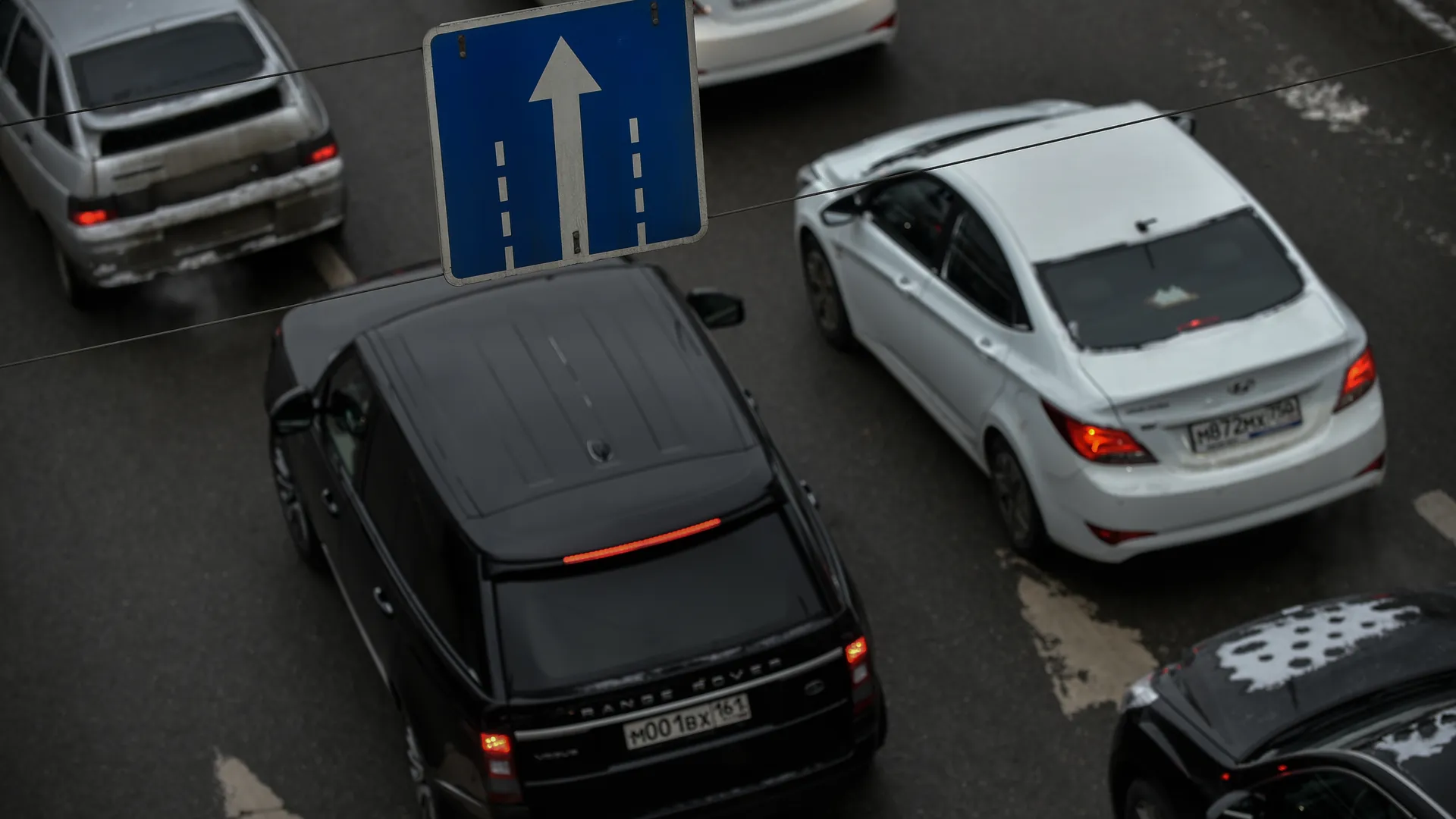 В Подмосковье перекрыли движение из-за возможного удара БПЛА