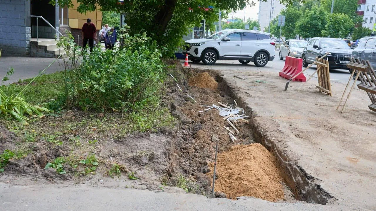 В Чехове ремонтируют муниципальные дороги по улицам Мира и Полиграфистов
