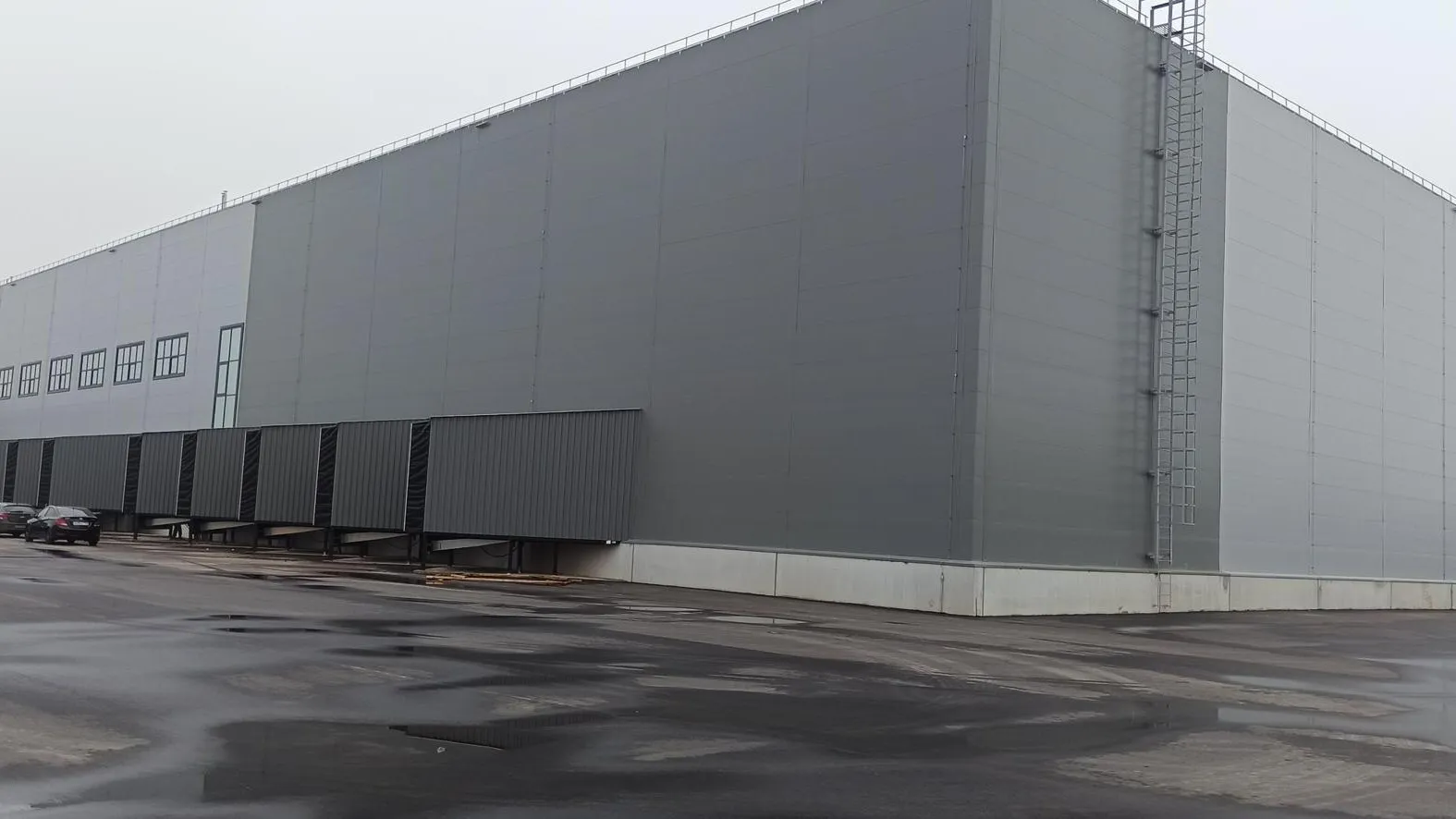 В Подольском округе Подмосковья на 70% построен новый логистический центр