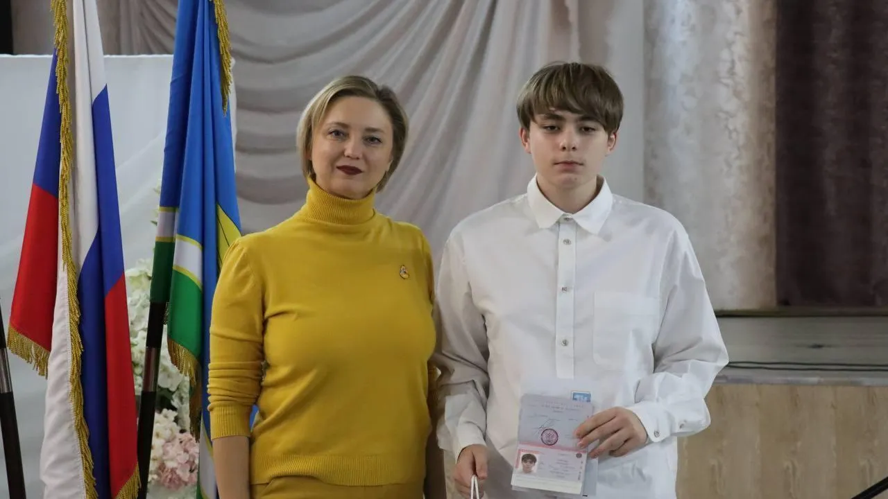 В Ступине прошла торжественная церемония вручения паспортов юным жителям