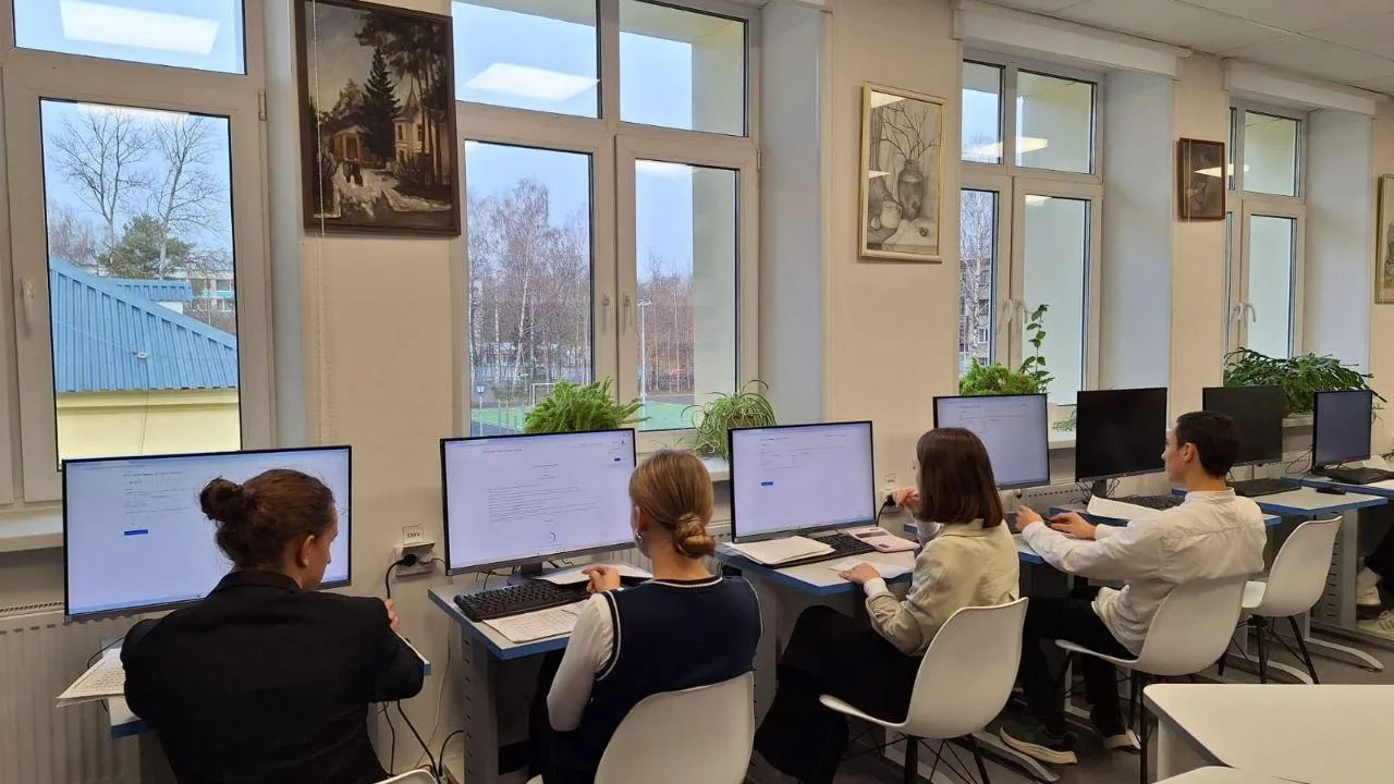 Десятиклассники Подмосковья написали диагностическую работу по химии