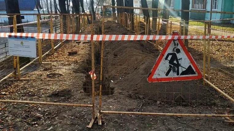 Подземные электрокоммуникации начали реконструировать в поселке Подольска