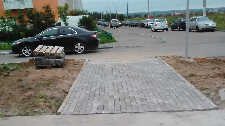 Пешеходную дорожку проложили в микрорайоне Кузнечики в Подольске