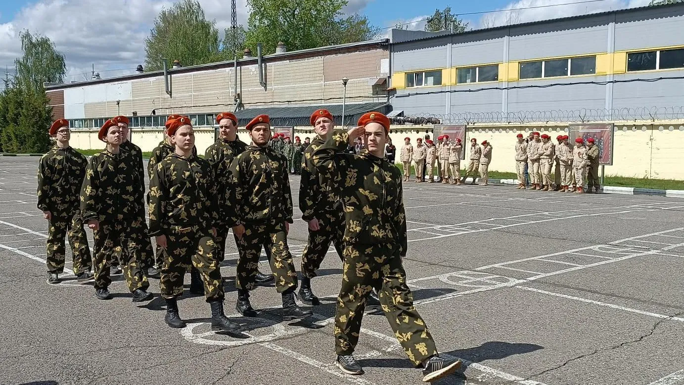 В Электростали состоялся городской смотр строя и песни «Солдат XXI века»