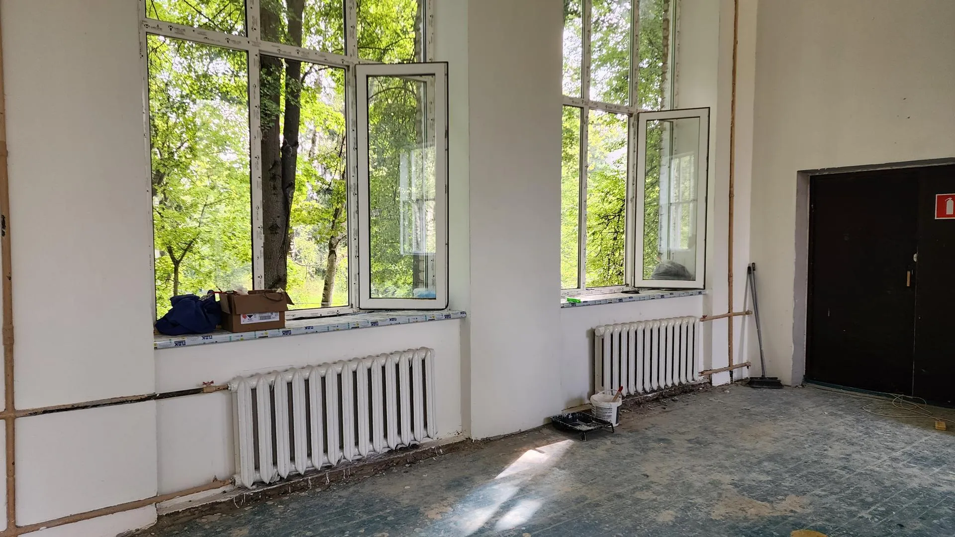 В школе №12 Королева завершается ремонт спортзала и подсобных помещений