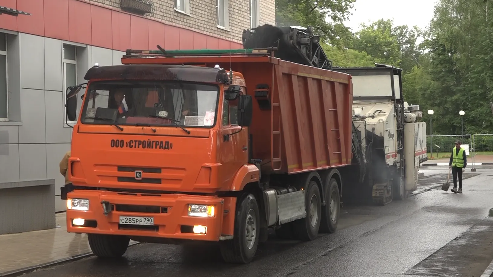 В Дубне завершается благоустройство улицы Центральной