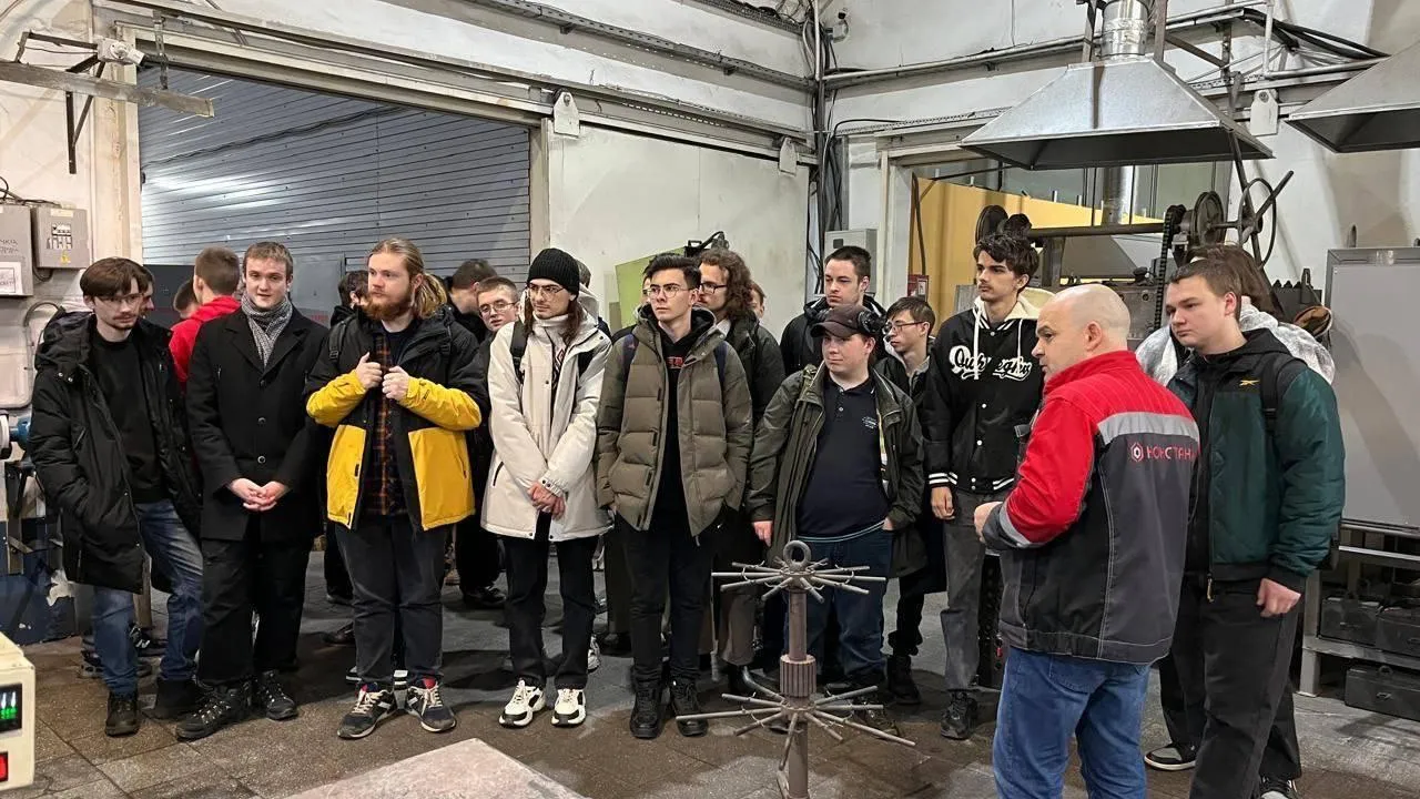 Студенты из Королева получили урок мастерства от специалистов крупнейшего предприятия