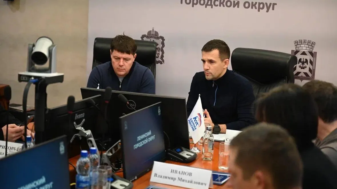 Снегопад не помеха: в Подмосковье продолжается работа по подготовке к зиме