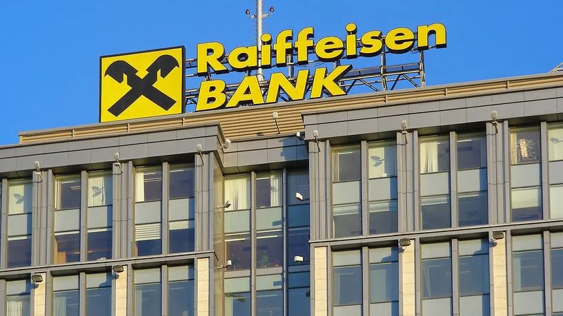 Bloomberg: уход Raiffeisen и UniCredit из России привел к тупику