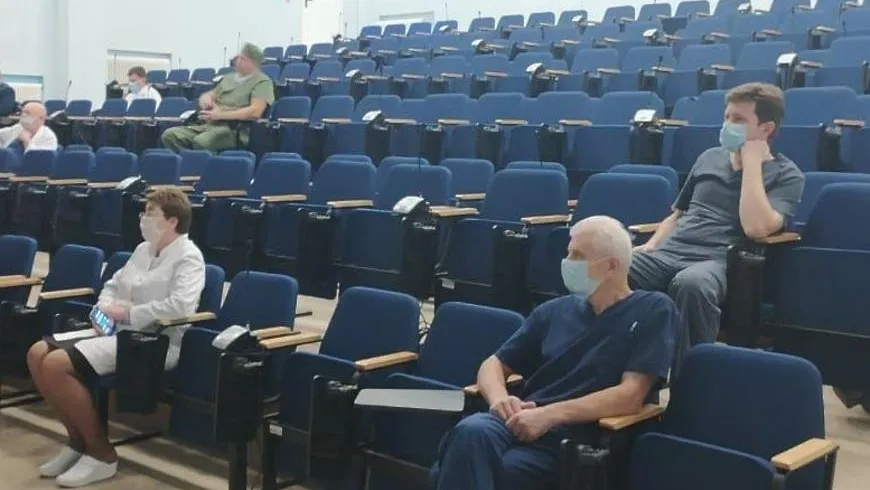 Сотрудникам онкодиспансера в Балашихе рассказали, как избежать конфликтов с пациентами