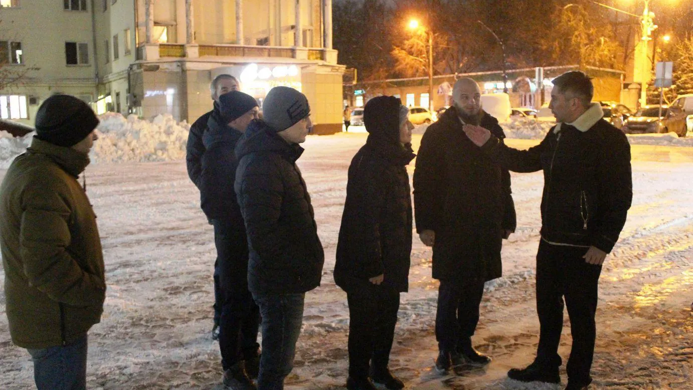 Первый замглавы Фрязина посетил территорию домов на ул Московская