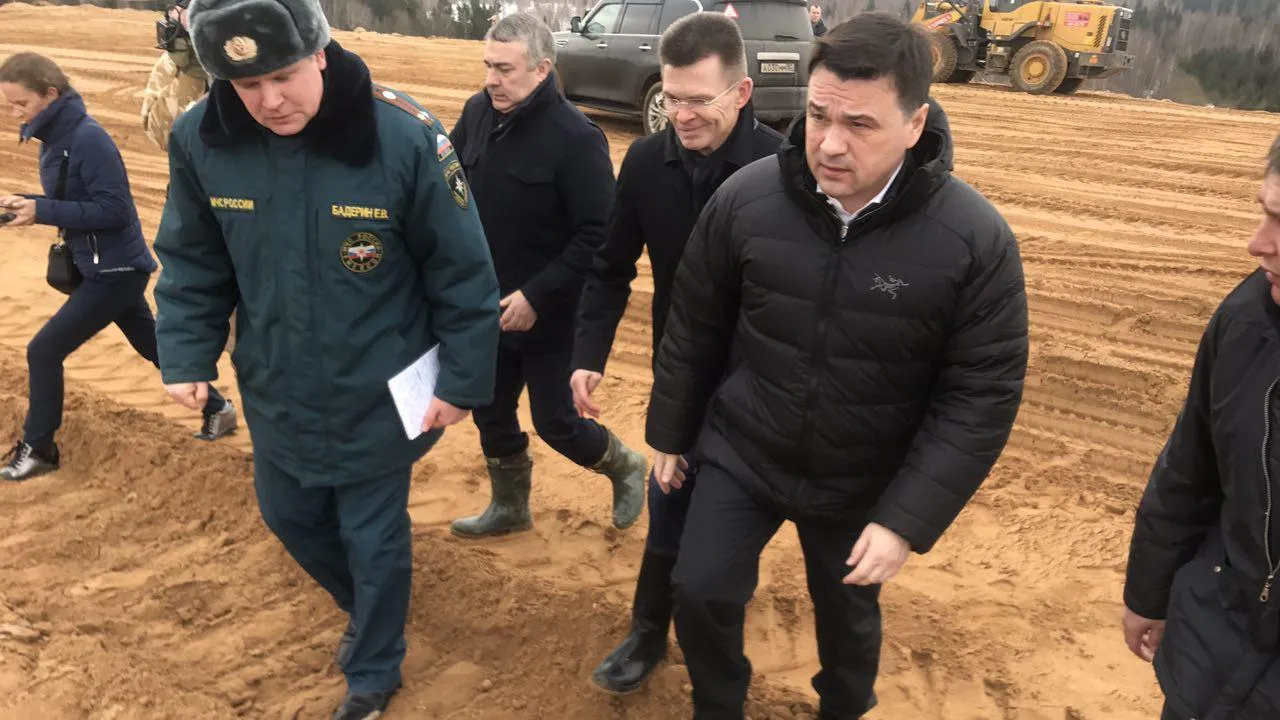 Воробьев провел совещание на полигоне «Ядрово» в Волоколамском районе