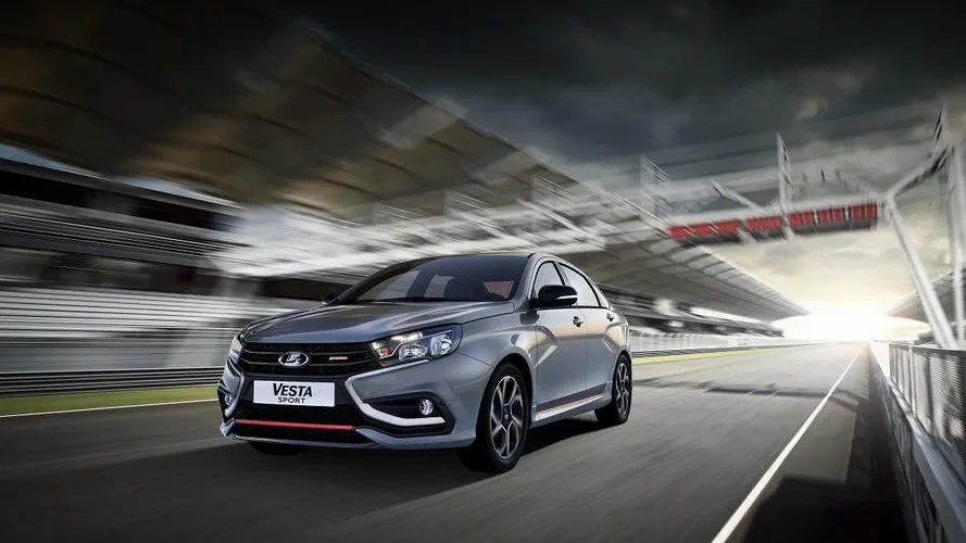 Более 40 тыс седанов Lada Vesta отзывают из‑за цвета запасного колеса