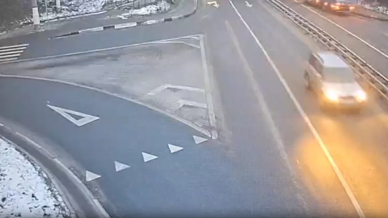 Дороги Подмосковья в понедельник утром были загружены на 5 баллов