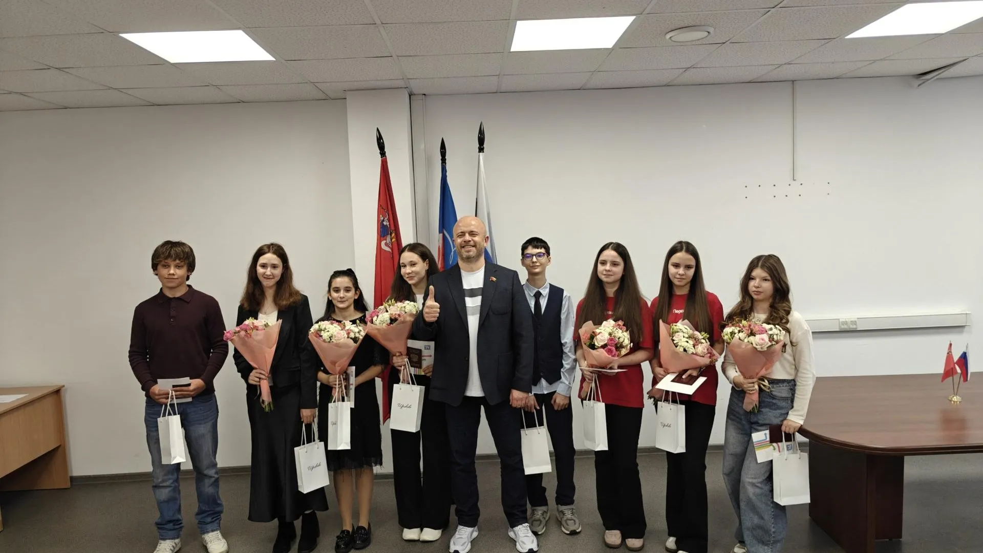 В Подмосковье 720 подростков получили паспорта в июне