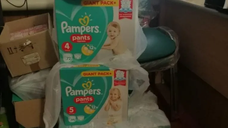 Волонтеры Подольска передали в больницу подгузники и влажные салфетки для детей